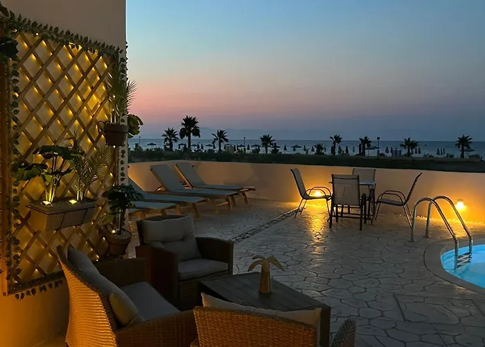 White&blue Beachfront Luxury * Ialysos (Rhodes)