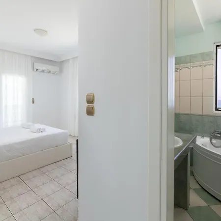 White&blue Beachfront Luxury 公寓 伊利索斯