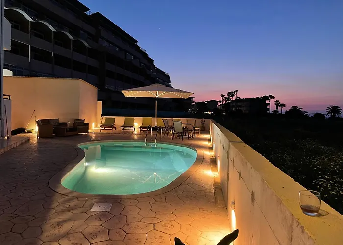 White & Blue Beachfront Luxury Villa * إياليسوس